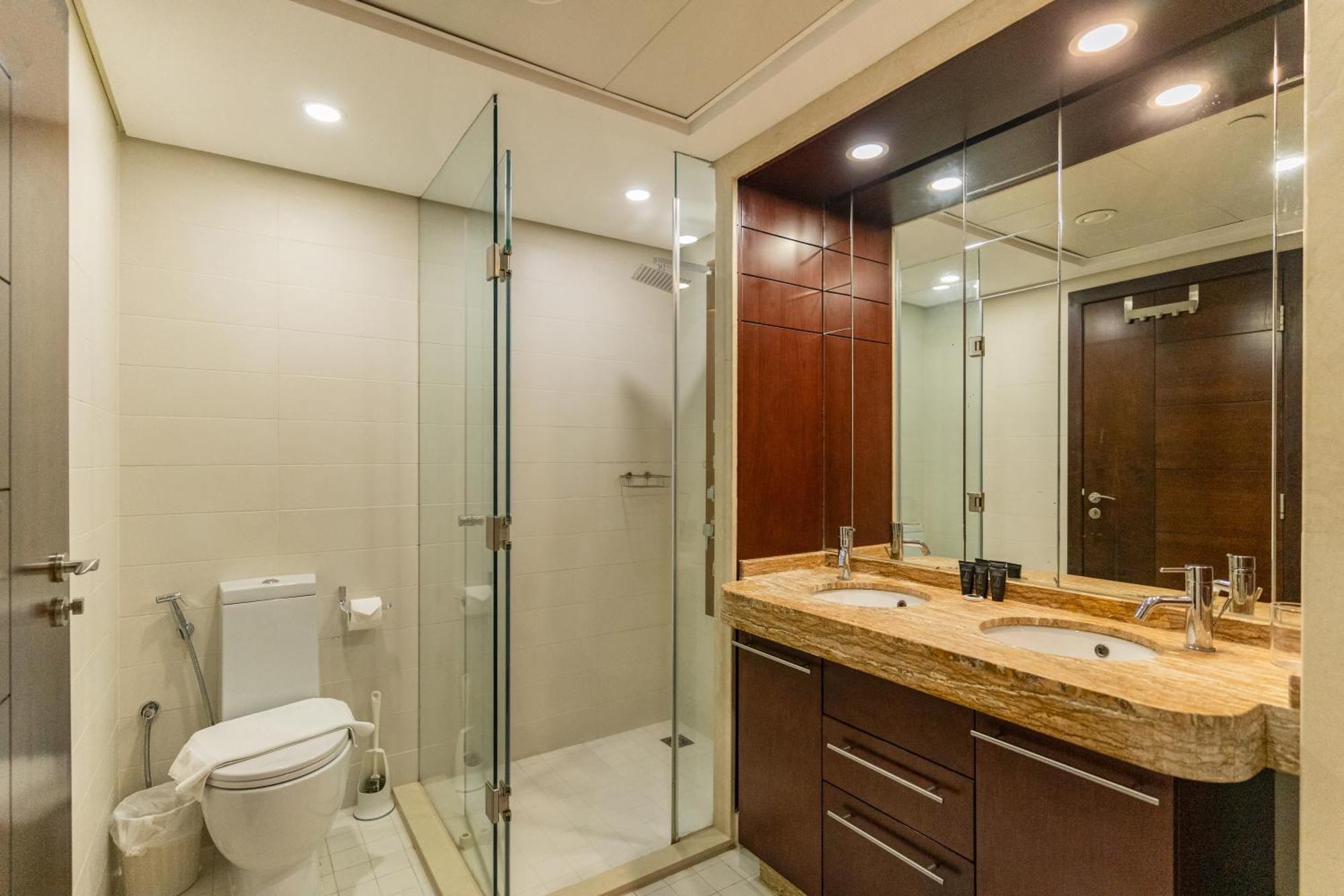 Chic 2Br Apartment, Prime Location Near Dubai Mall - Allsopp&Allsopp Exteriér fotografie